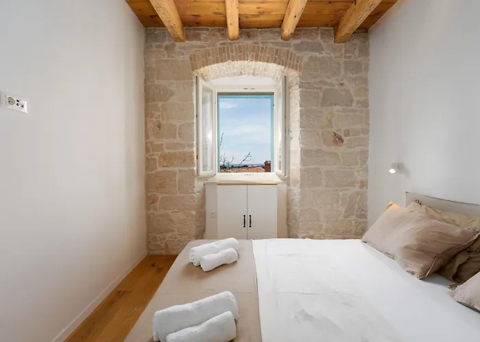 Eliza Apartamento Vrsar